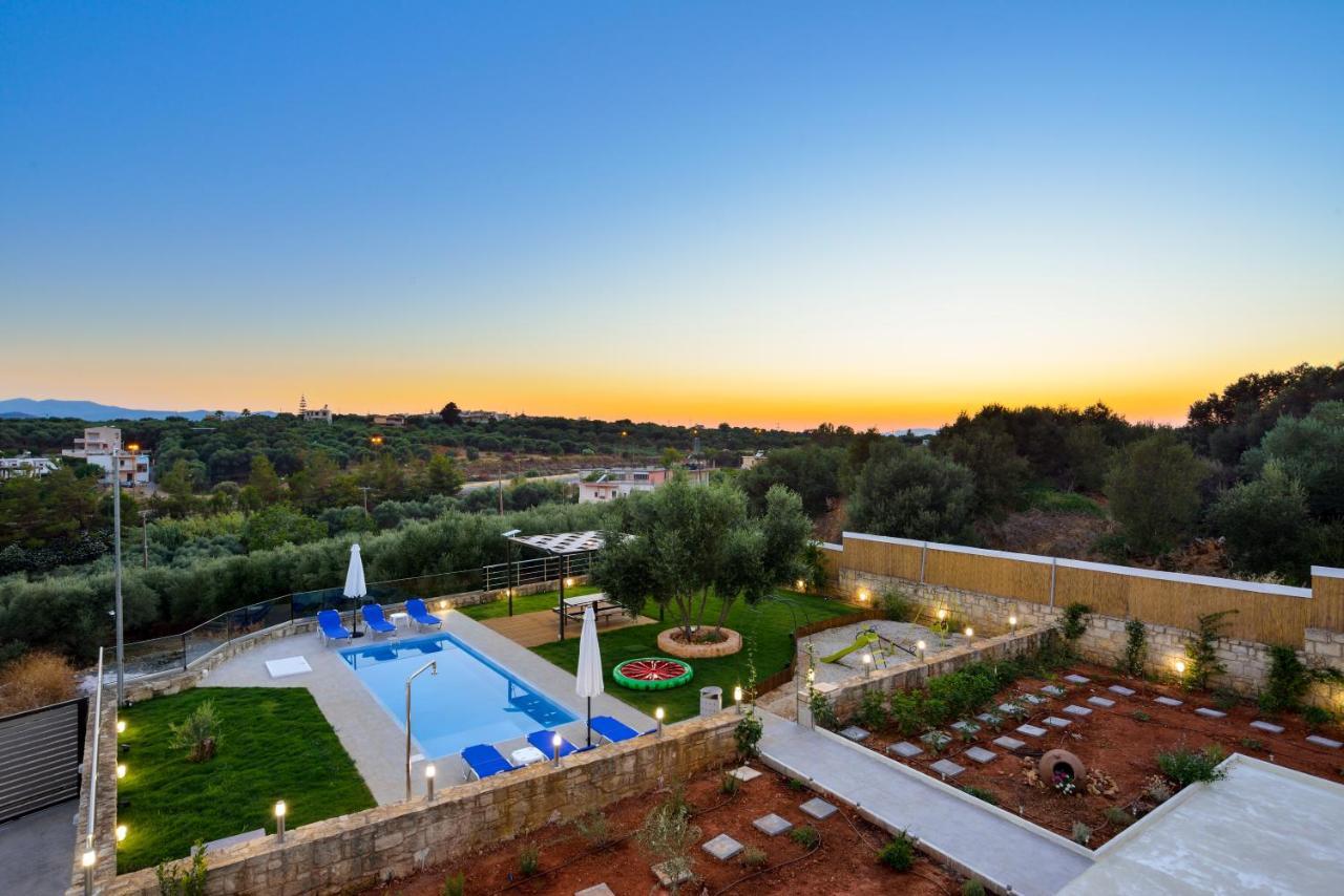 Villa Abelizia Chrissi Akti Chania Exterior foto