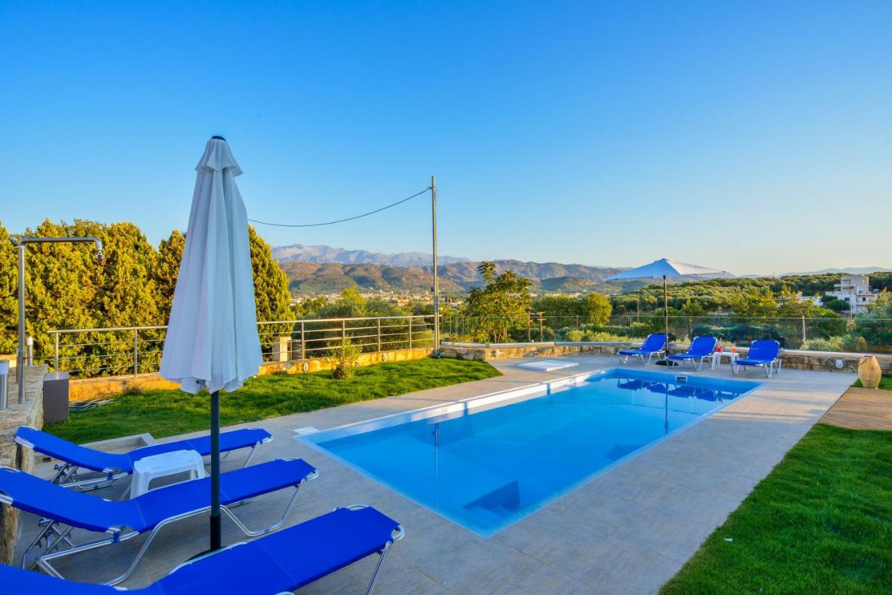 Villa Abelizia Chrissi Akti Chania Exterior foto